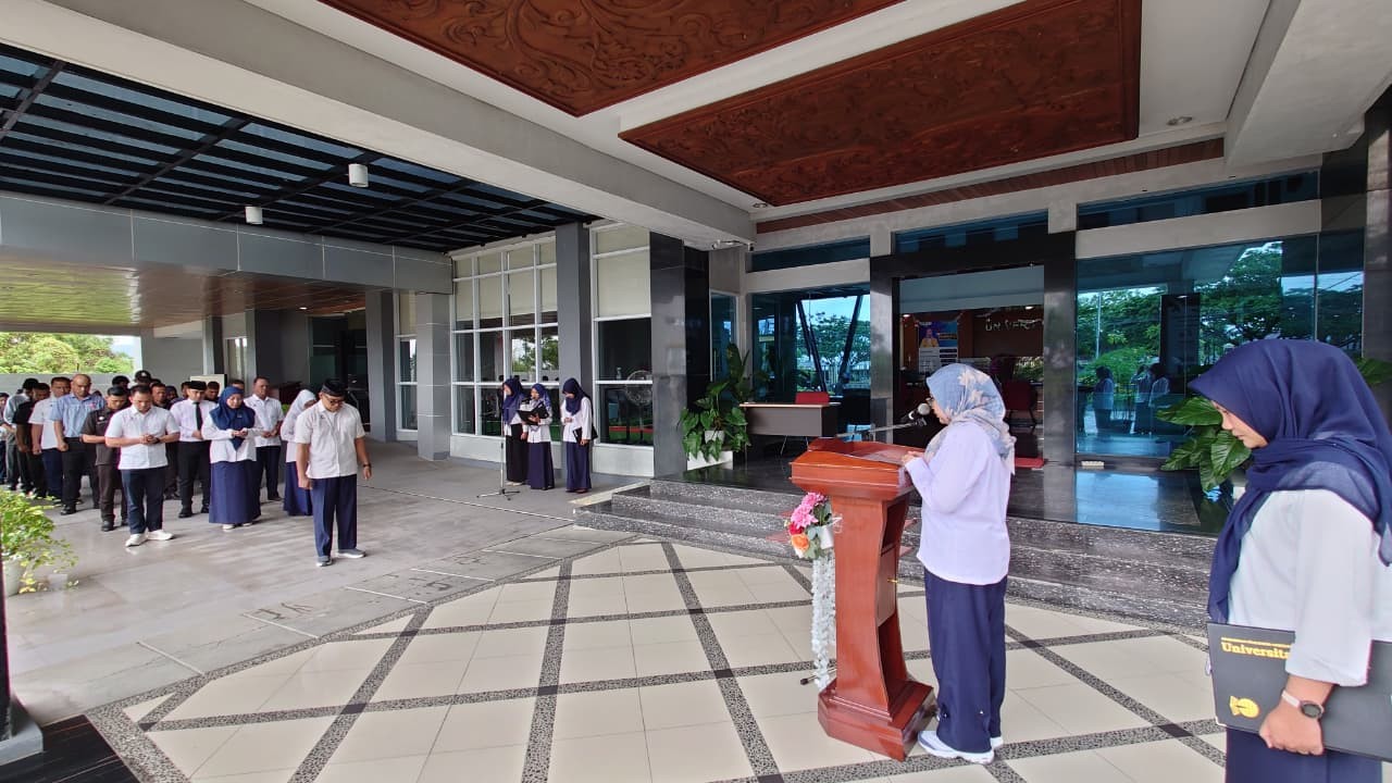 UT Padang Gelar Upacara Hari Pahlawan 2025: Kobarkan Semangat “Pahlawanku Teladanku”